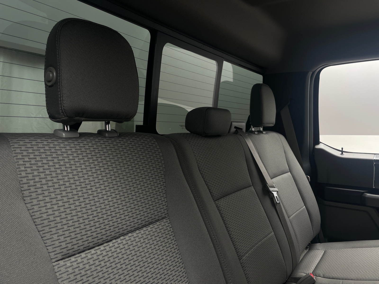 Thumbnail: 2016 Ford Econoline - 6