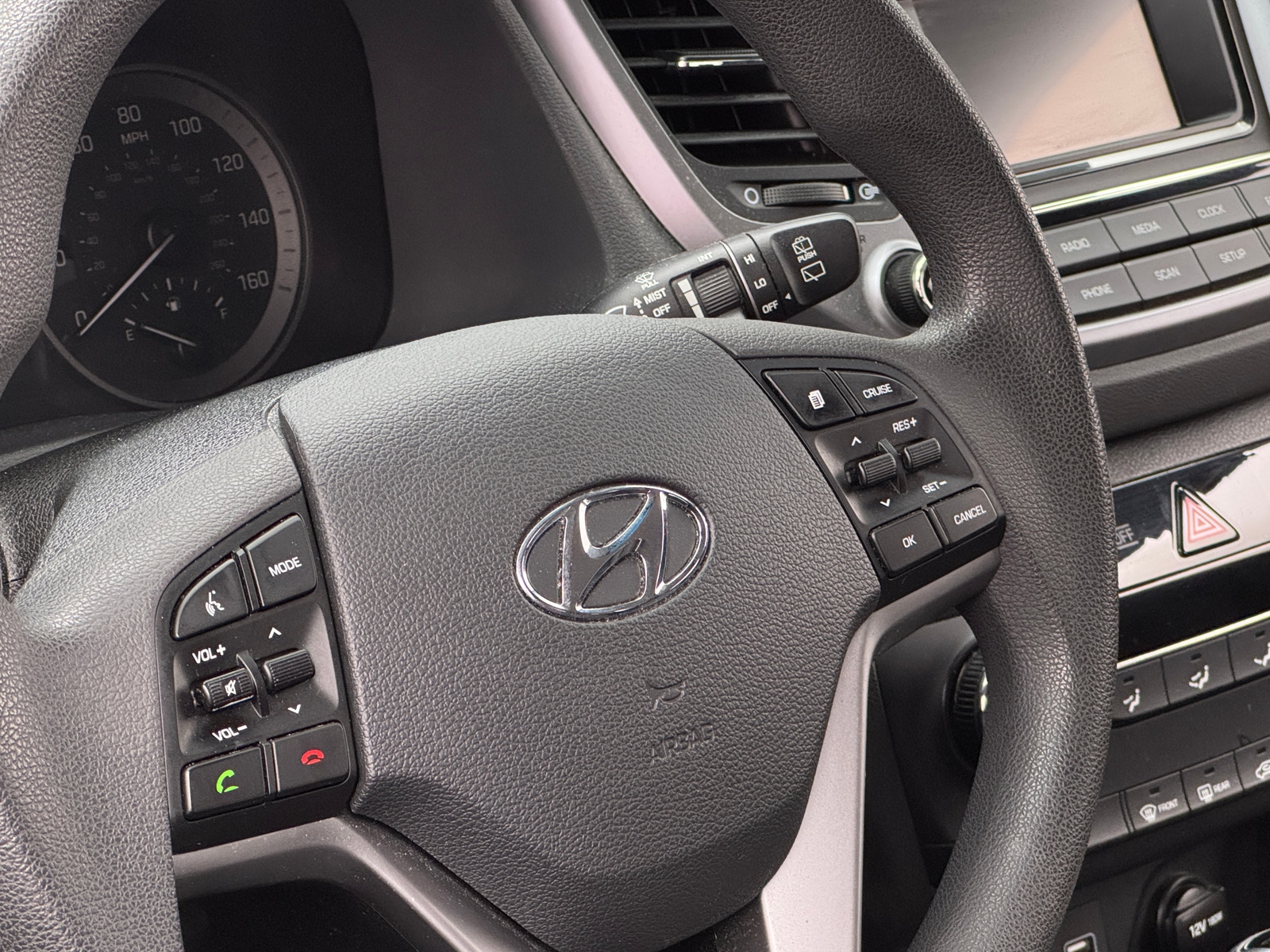 Thumbnail: 2018 Hyundai Tucson - 5