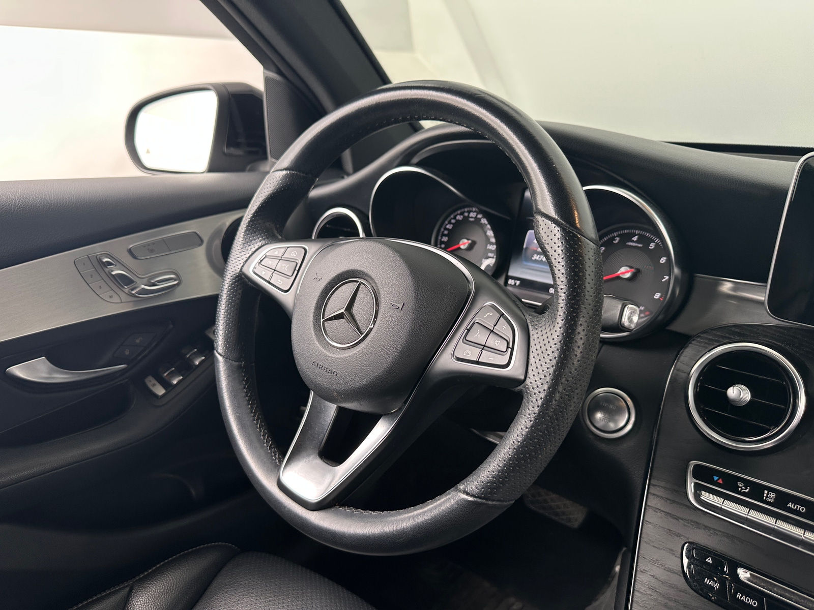 Thumbnail: 2019 Mercedes-Benz GLC - 4