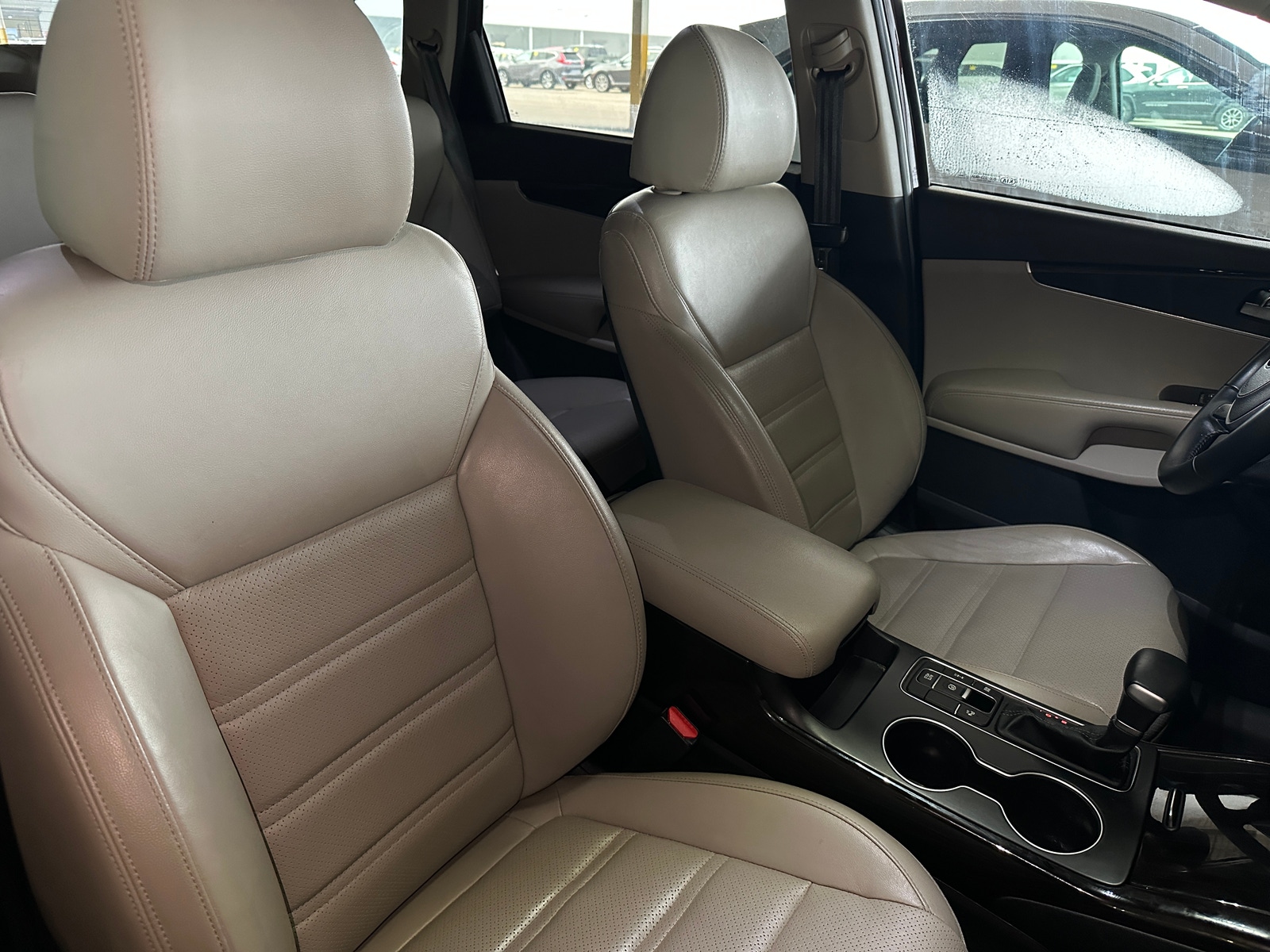 Thumbnail: 2020 Kia Sorento - 2