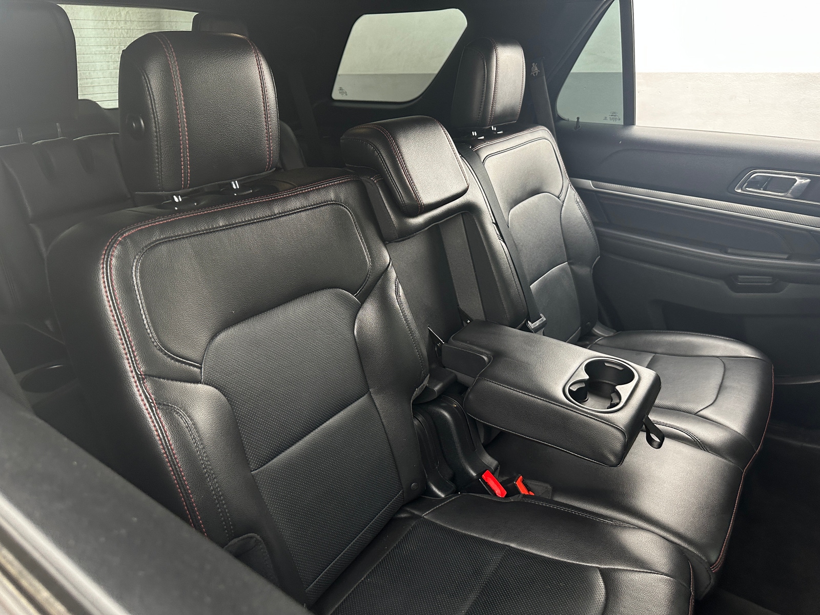 Thumbnail: 2018 Ford Explorer - 5