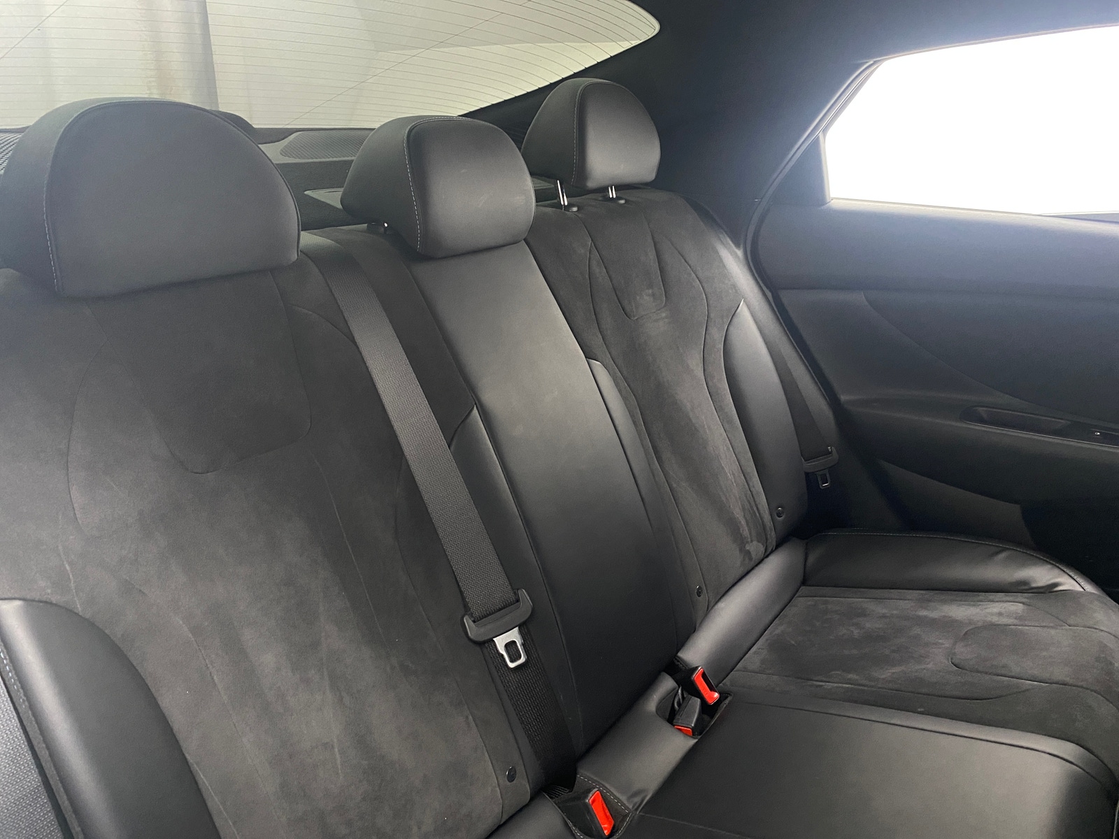 Thumbnail: 2022 Hyundai Elantra - 6