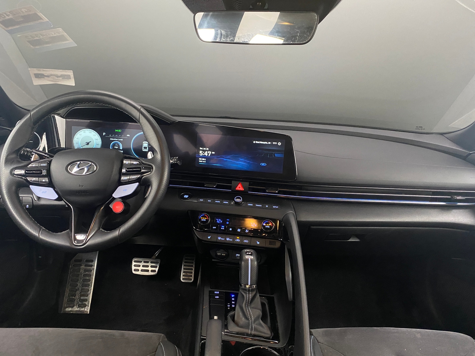 Thumbnail: 2022 Hyundai Elantra - 3