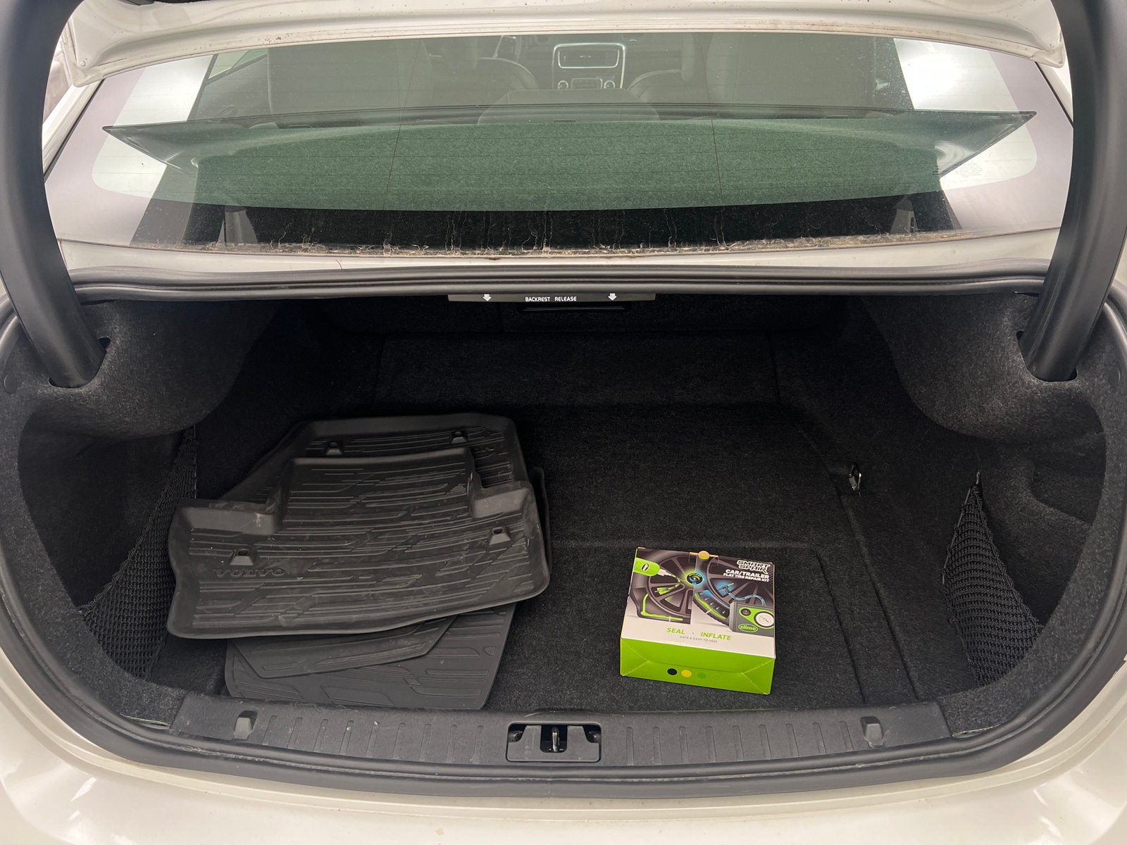 Thumbnail: 2016 Volvo S60 - 6