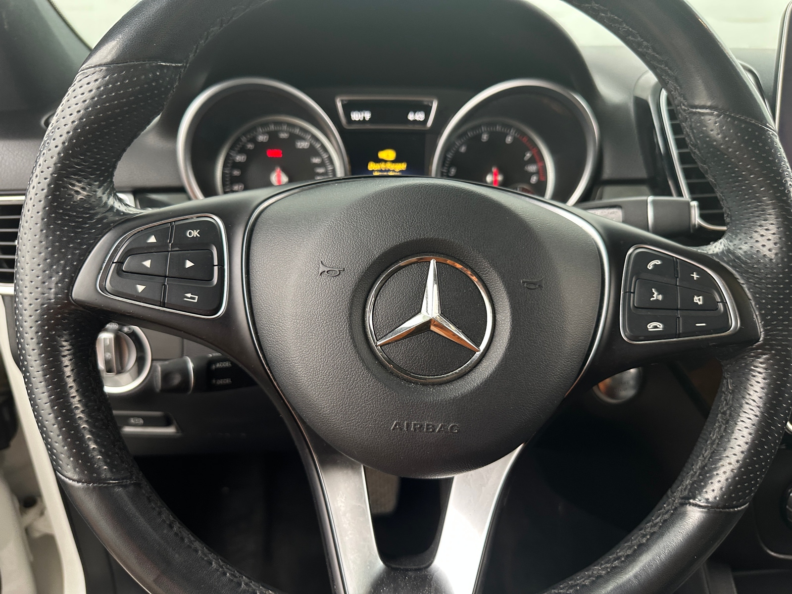 Thumbnail: 2018 Mercedes-Benz GLE - 4