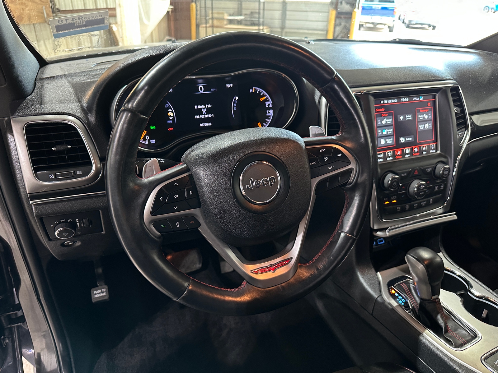 Thumbnail: 2018 Jeep Grand Cherokee - 4