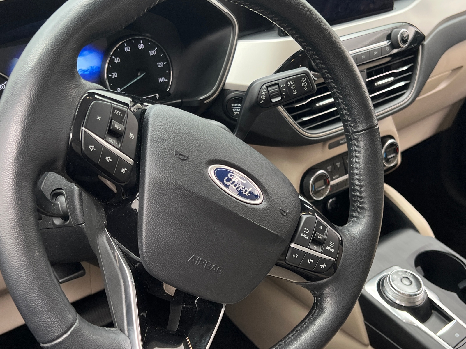 Thumbnail: 2021 Ford Escape - 4