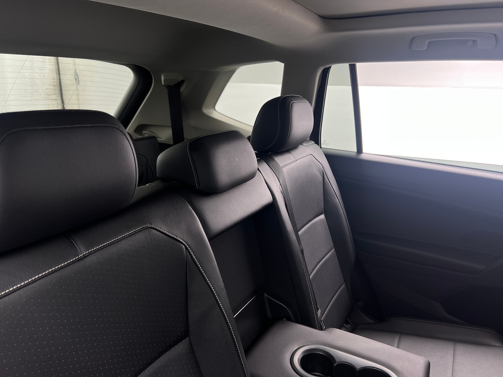 Thumbnail: 2021 Volkswagen Tiguan - 5