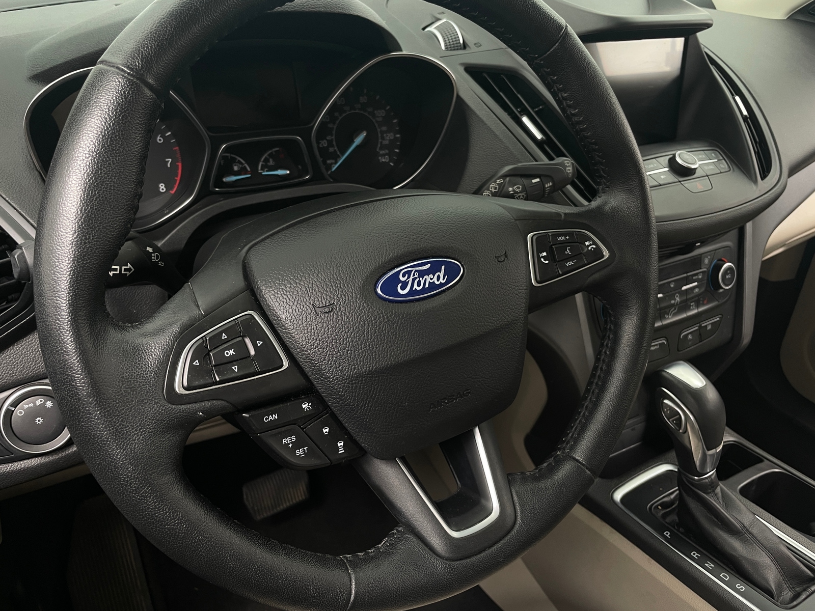Thumbnail: 2019 Ford Escape - 4