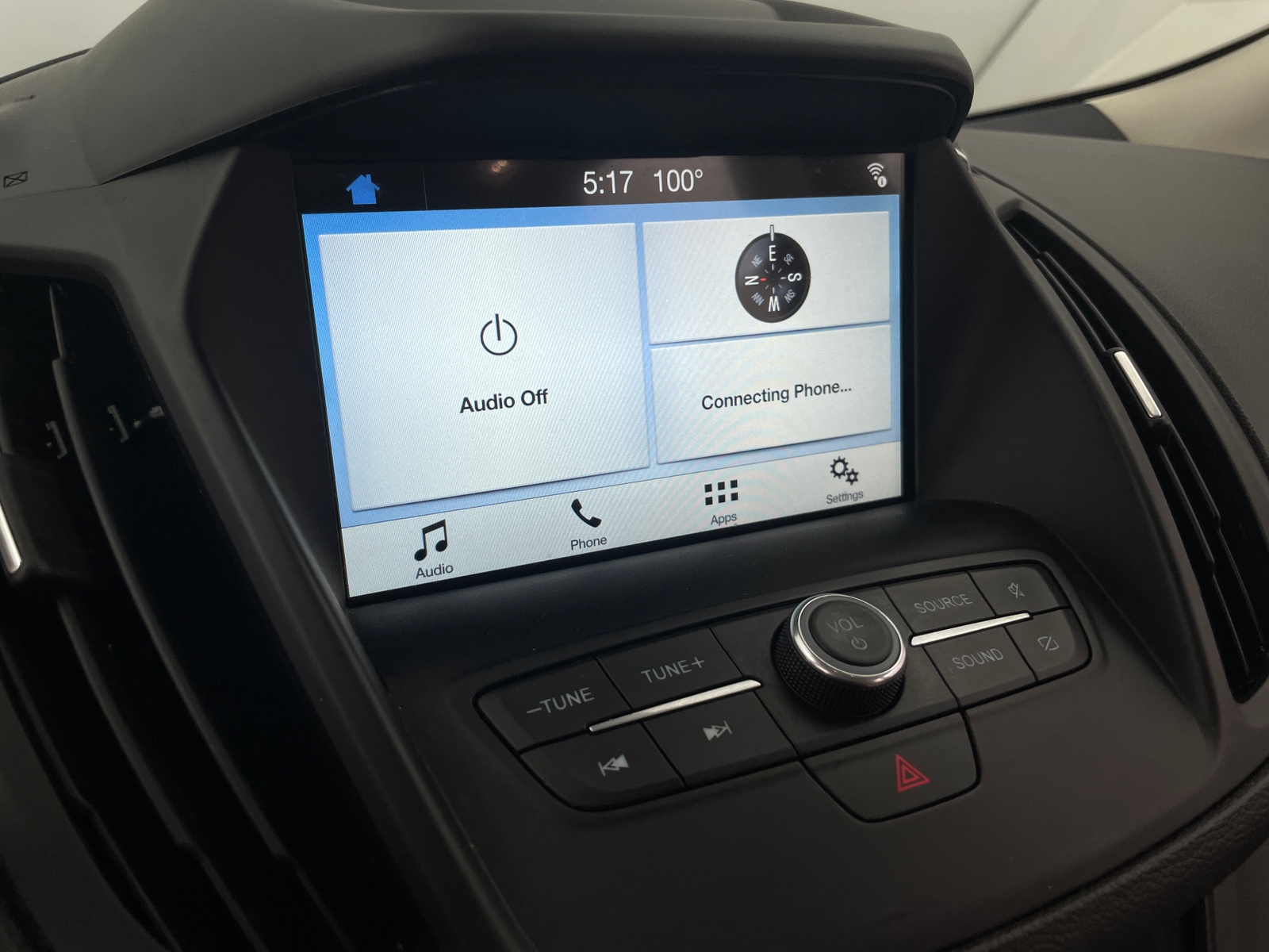 Thumbnail: 2019 Ford Escape - 3