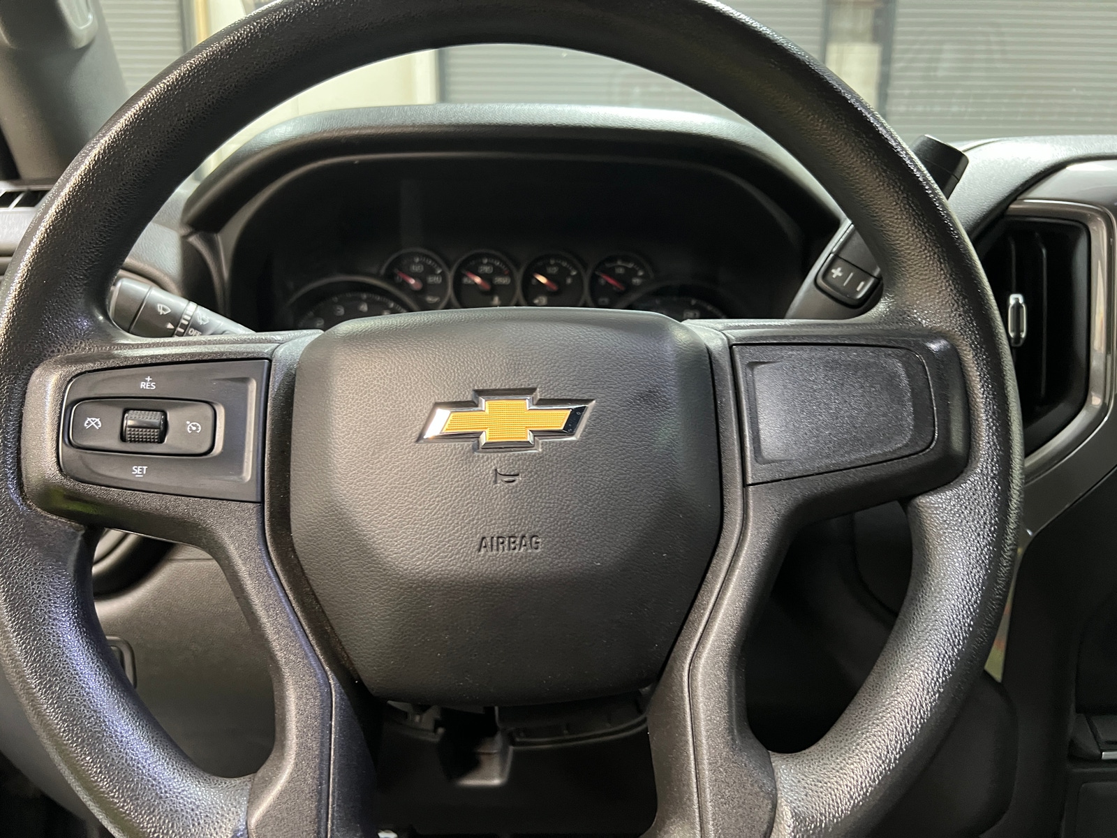 Thumbnail: 2021 Chevrolet Silverado 1500 - 5