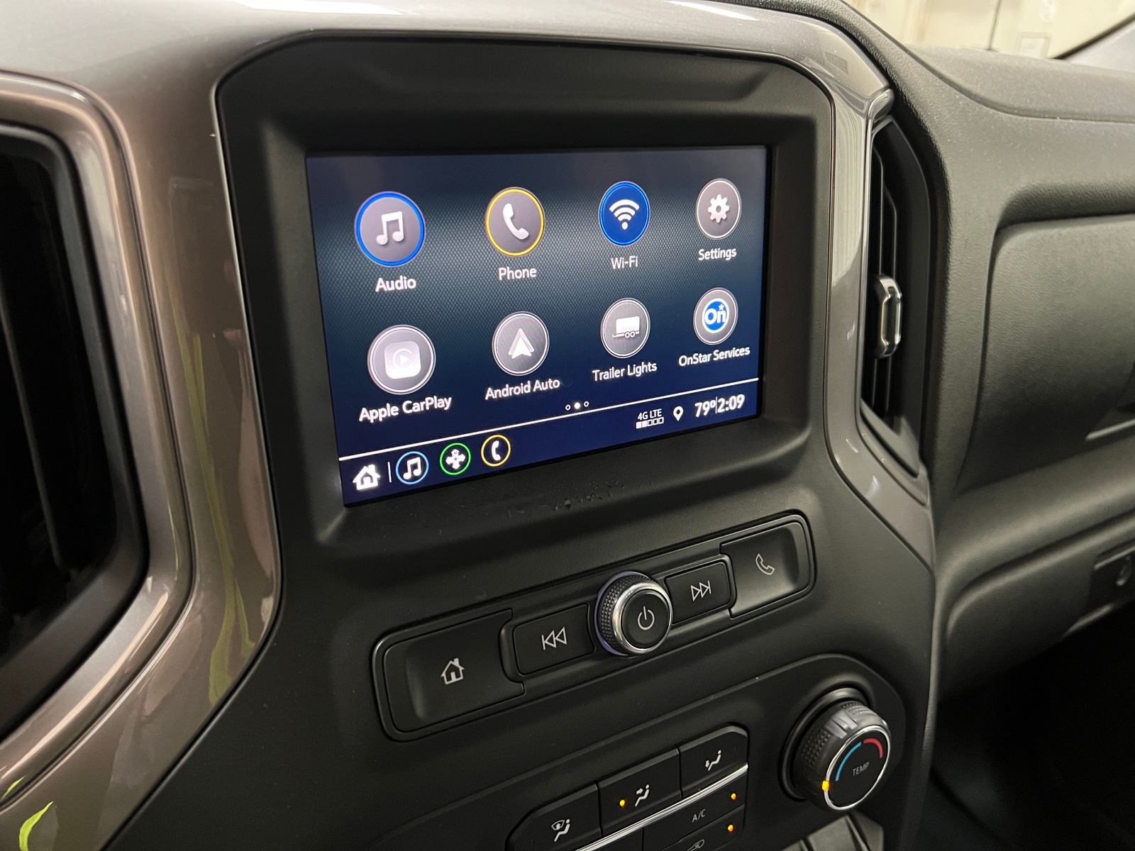Thumbnail: 2021 Chevrolet Silverado 1500 - 4