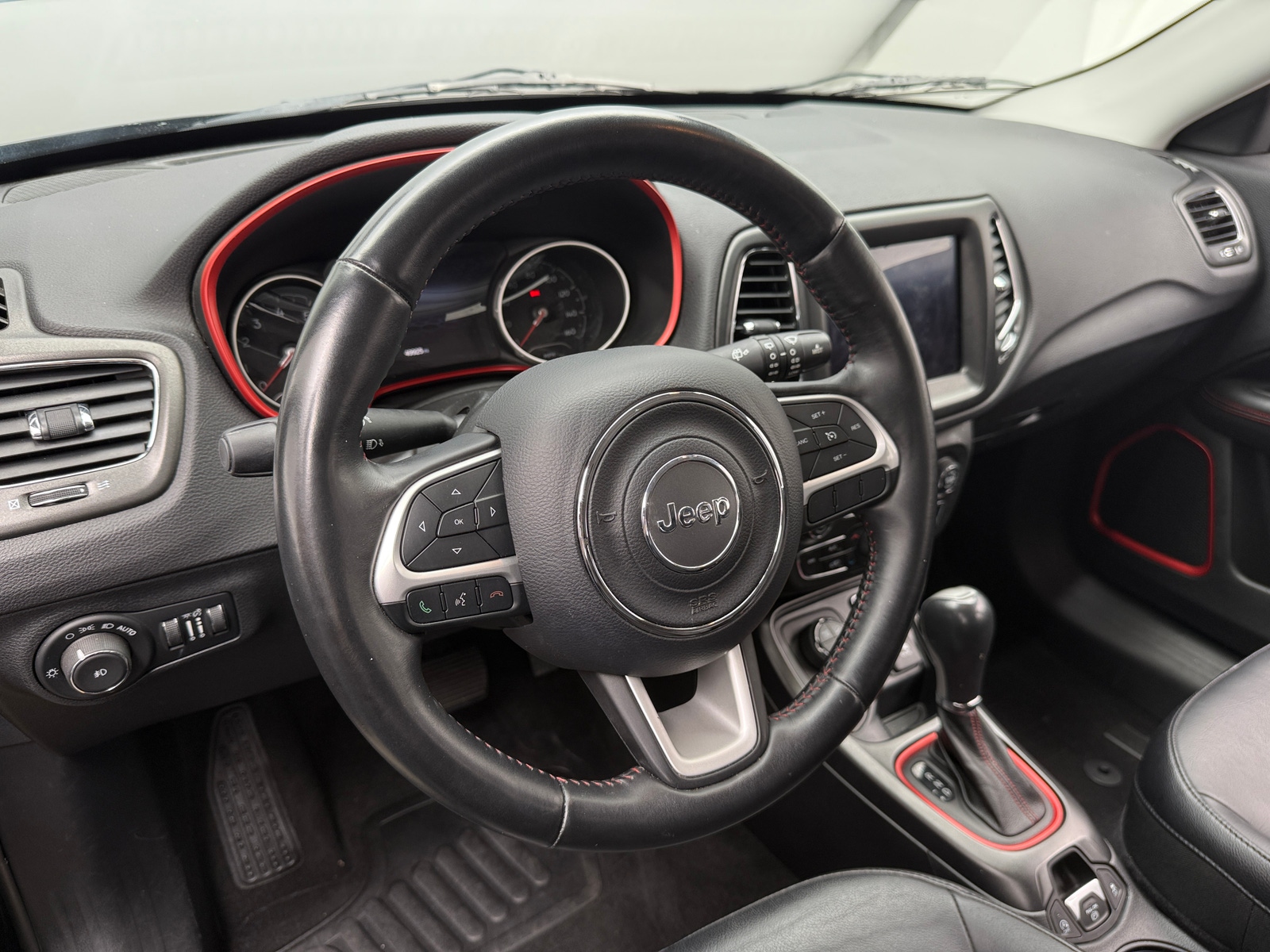 Thumbnail: 2017 Jeep Compass - 4
