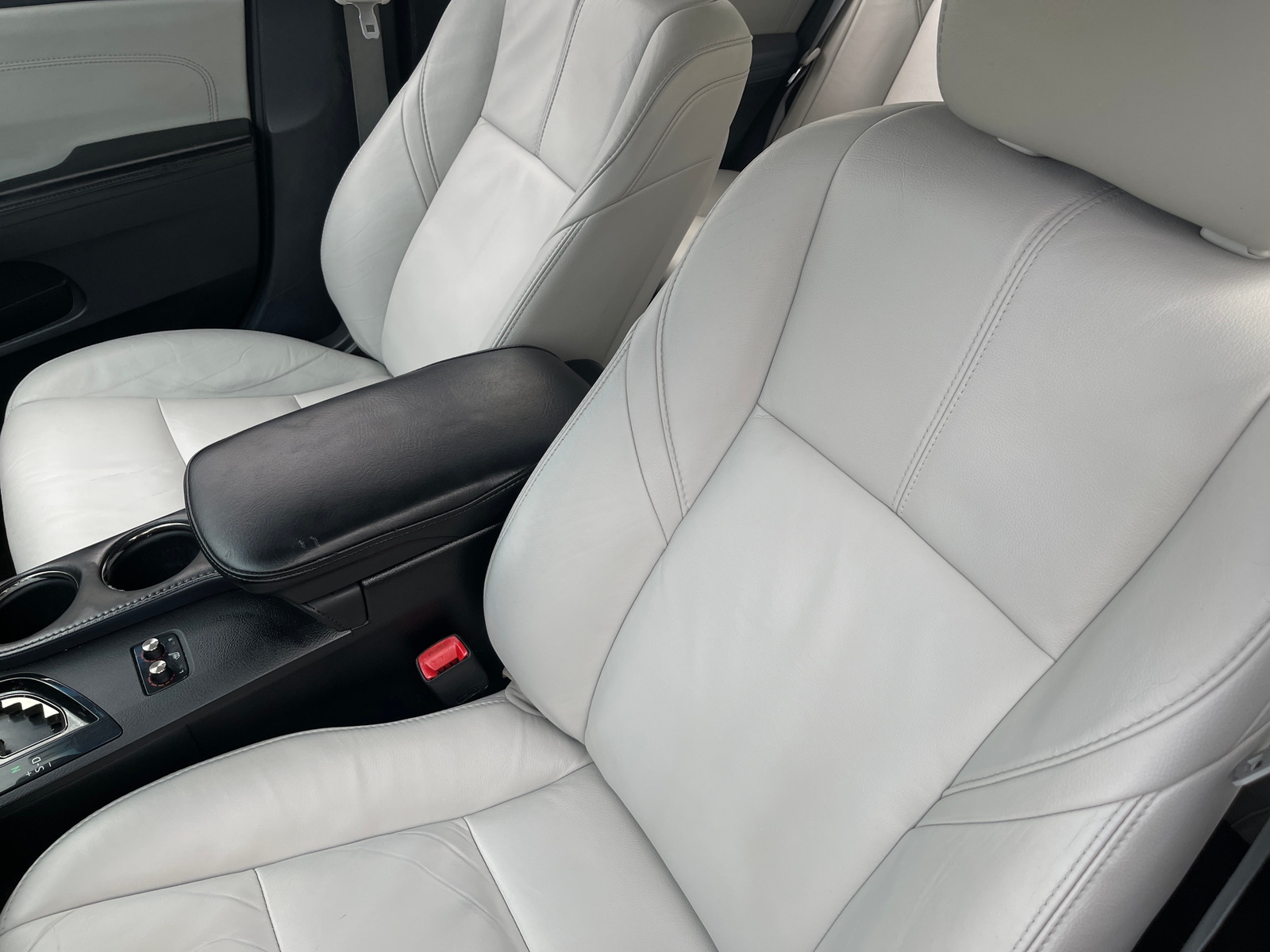 Thumbnail: 2013 Toyota Avalon - 2