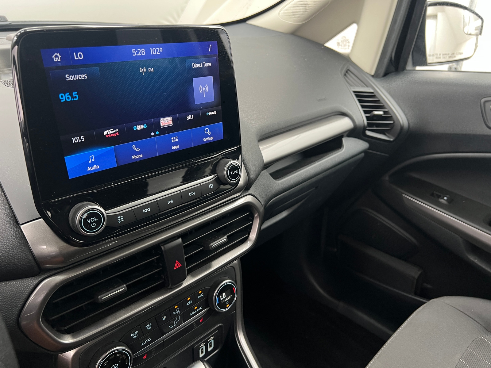 Thumbnail: 2021 Ford EcoSport - 4