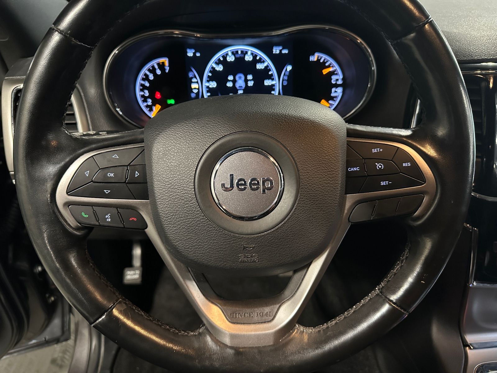 Thumbnail: 2021 Jeep Grand Cherokee - 4