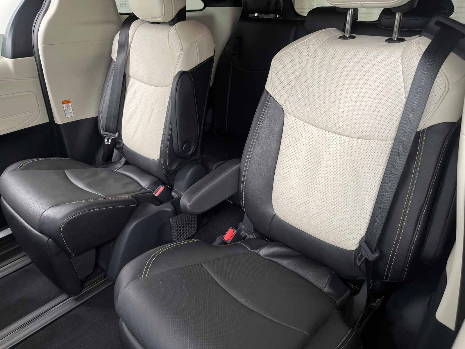 Thumbnail: 2025 Toyota Sienna - 5