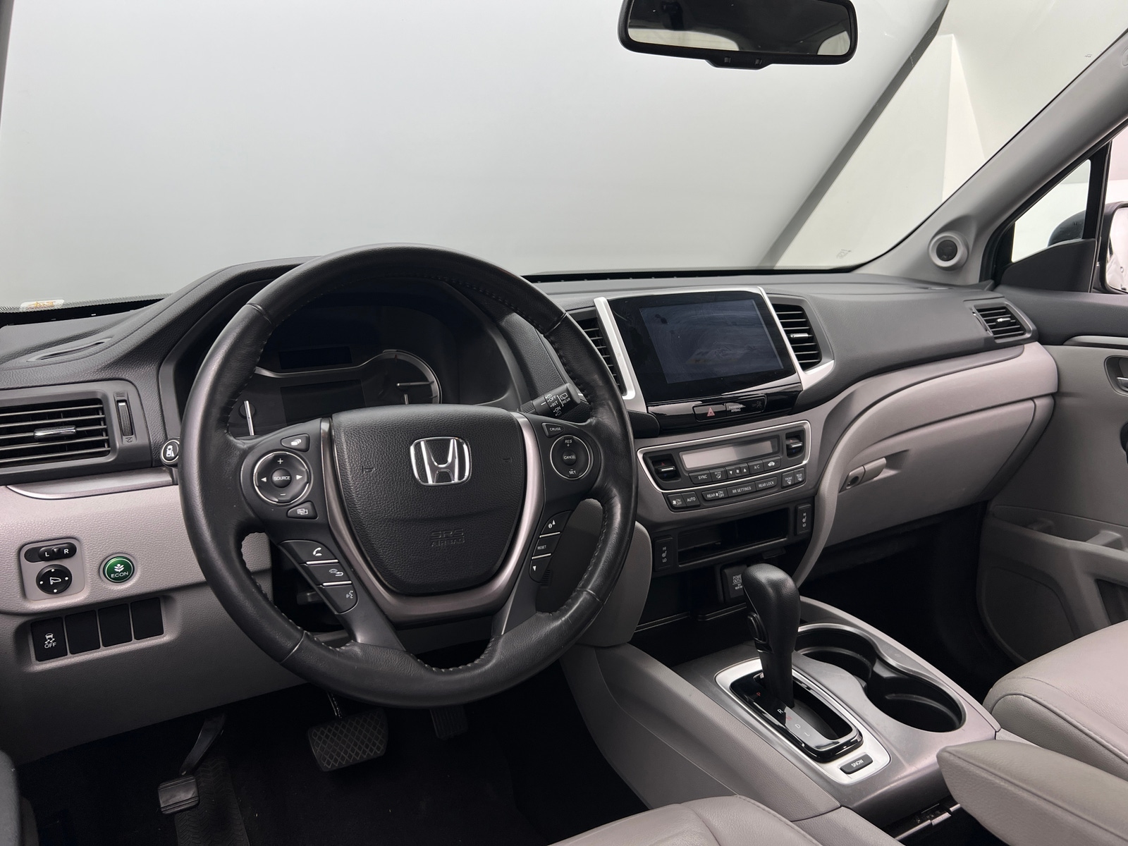 Thumbnail: 2017 Honda Pilot - 2
