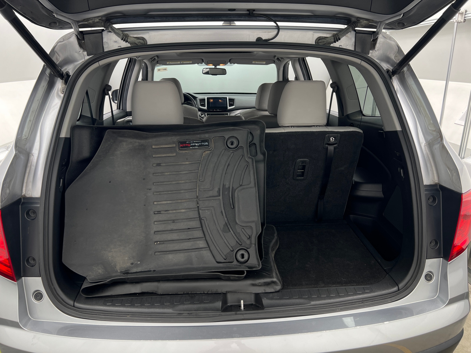 Thumbnail: 2017 Honda Pilot - 6
