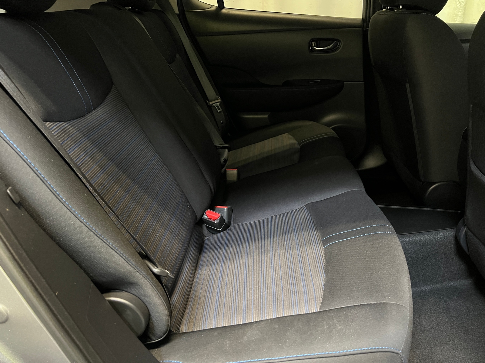 Thumbnail: 2019 Nissan Leaf - 6