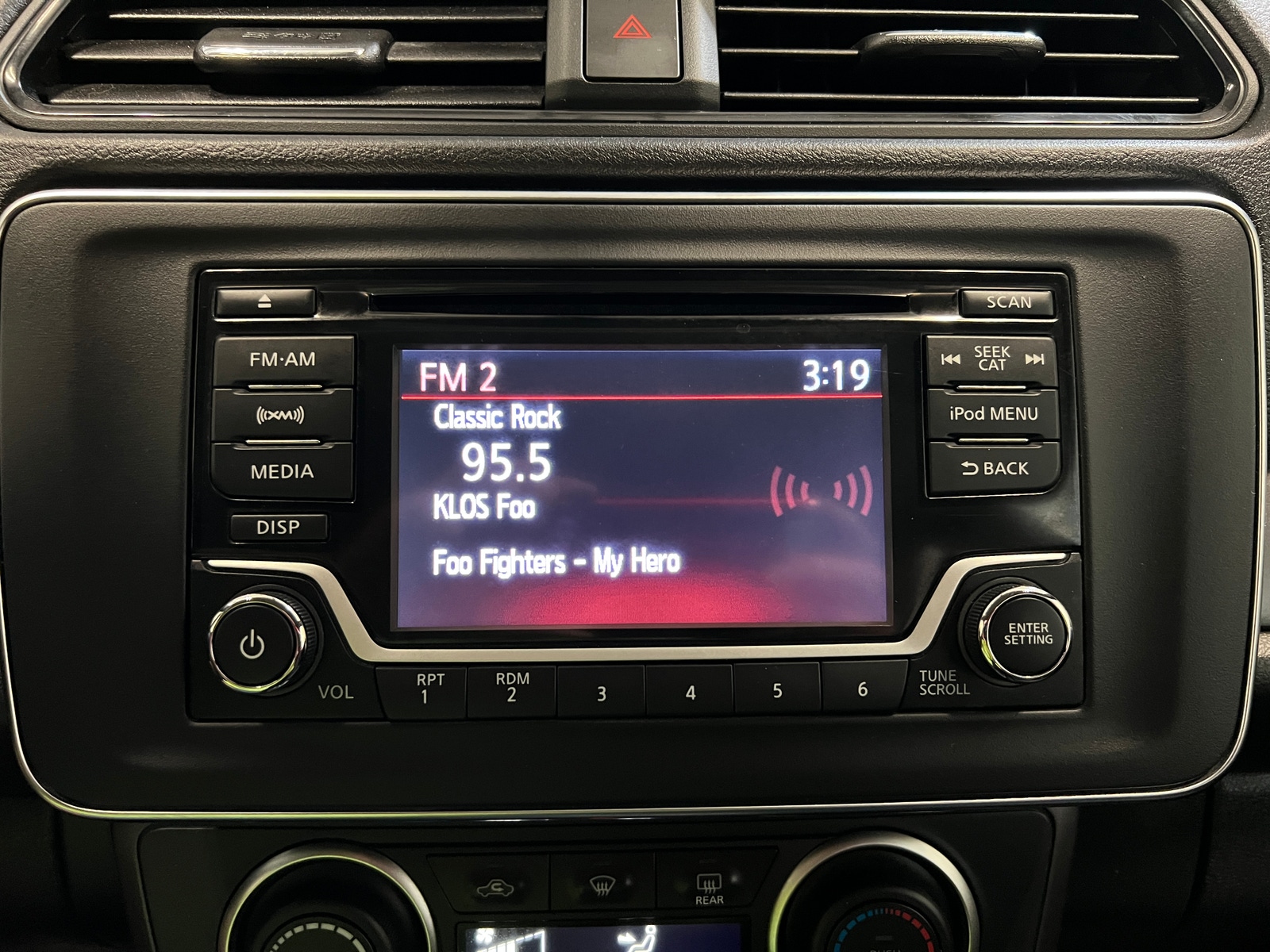 Thumbnail: 2019 Nissan Leaf - 4