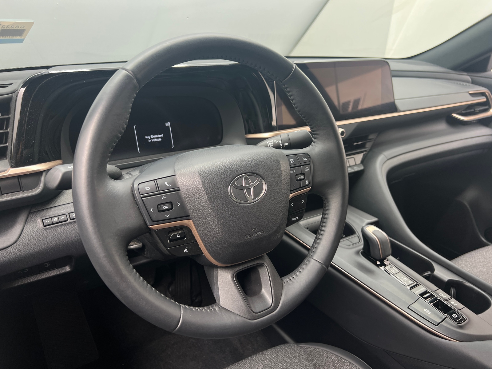 Thumbnail: 2023 Toyota Crown - 4