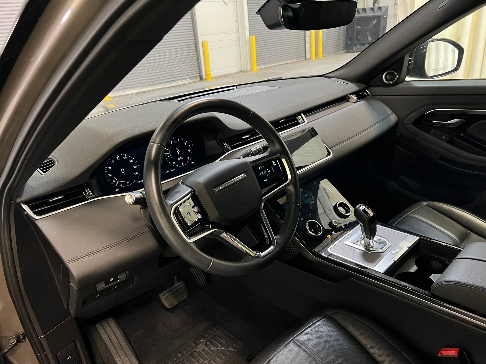Thumbnail: 2021 Land Rover Range Rover Evoque - 2