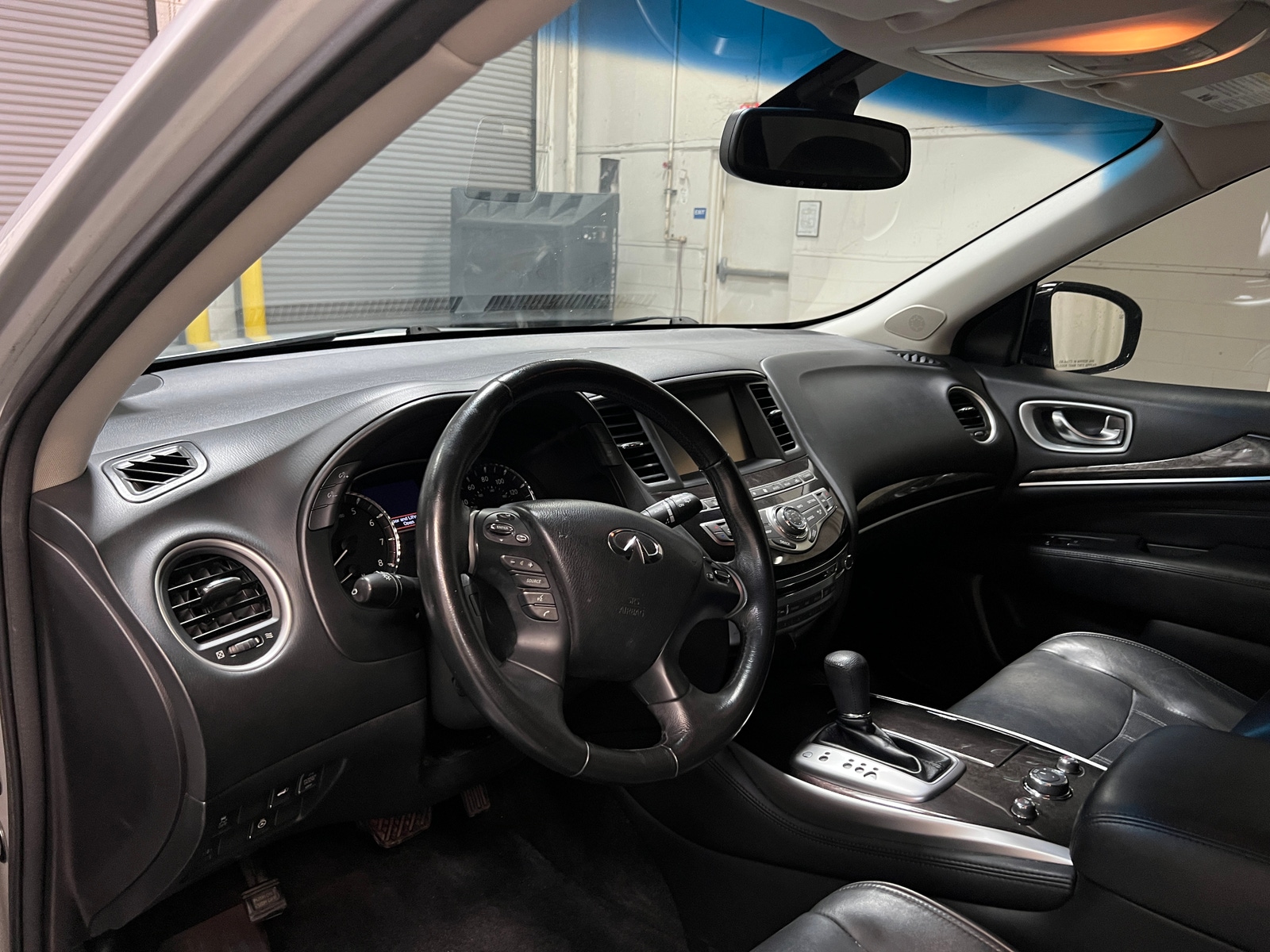 Thumbnail: 2015 INFINITI QX60 - 2