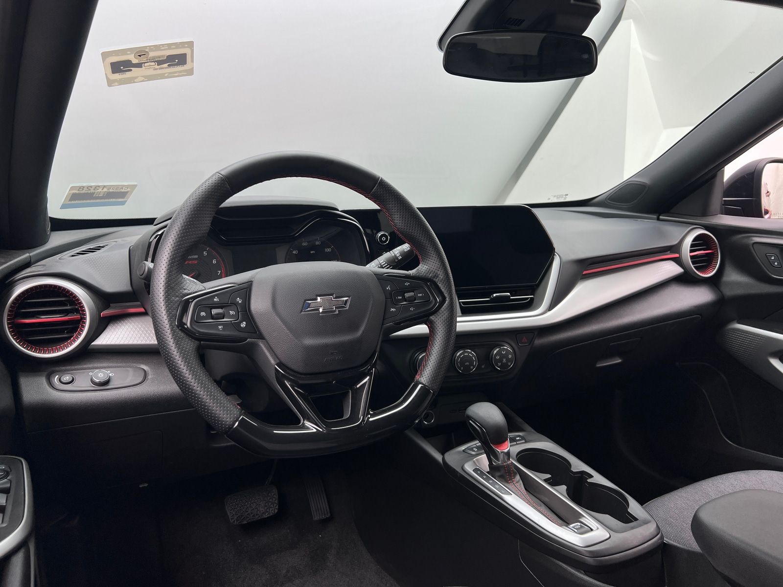 Thumbnail: 2024 Chevrolet Trax - 3