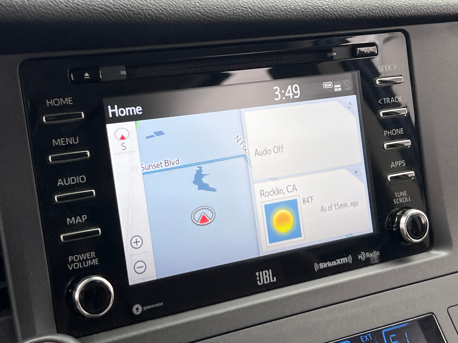Thumbnail: 2020 Toyota Sienna - 3