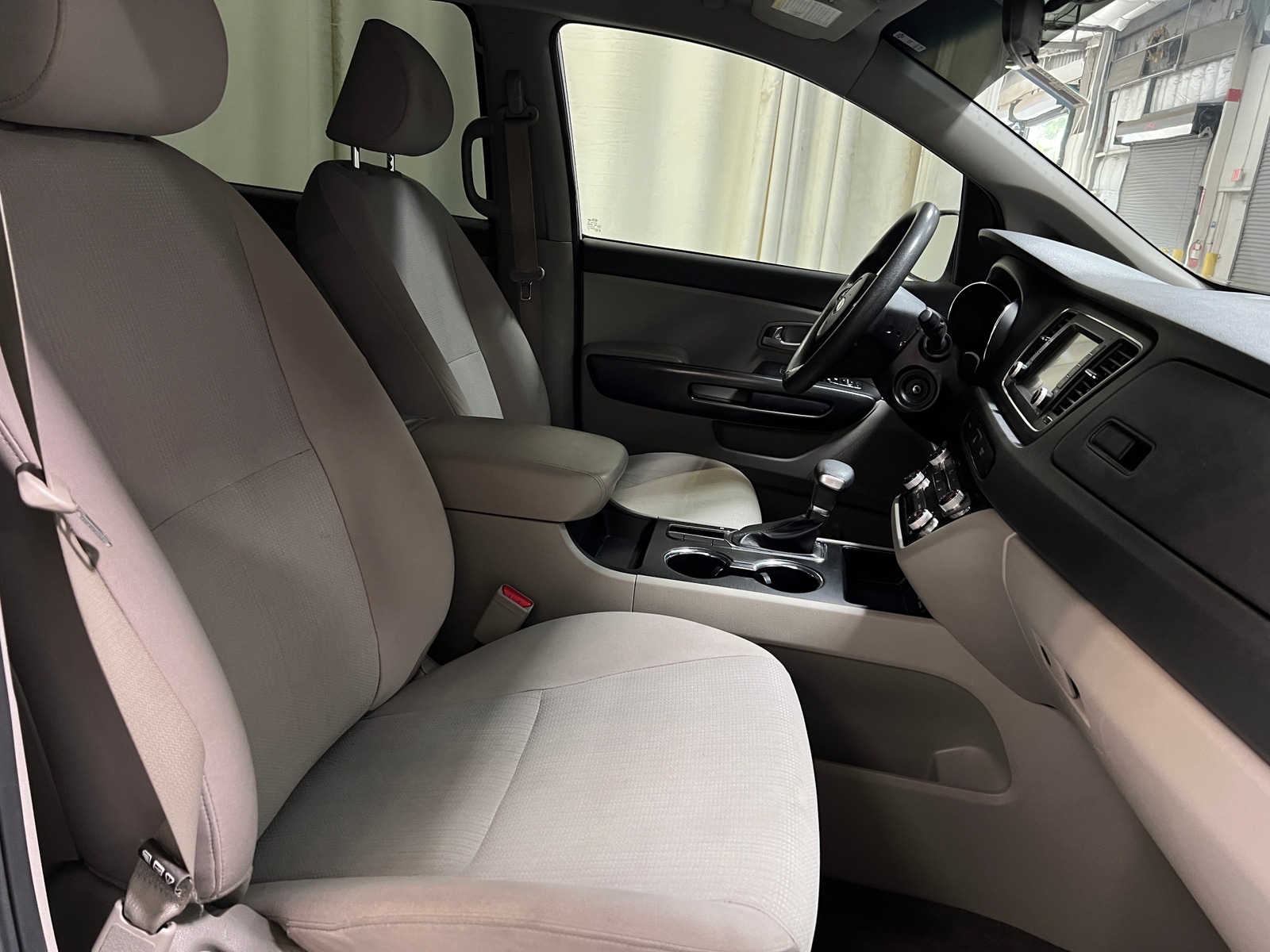 Thumbnail: 2019 Kia Sedona - 2