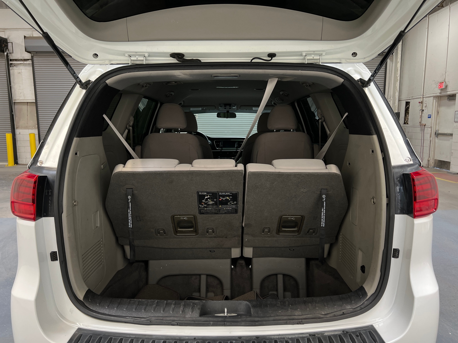 Thumbnail: 2019 Kia Sedona - 7