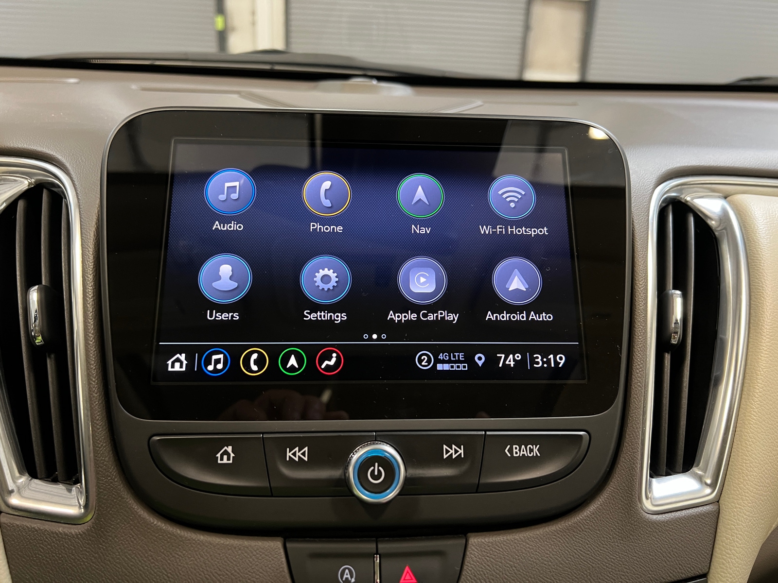 Thumbnail: 2024 Chevrolet Malibu - 3