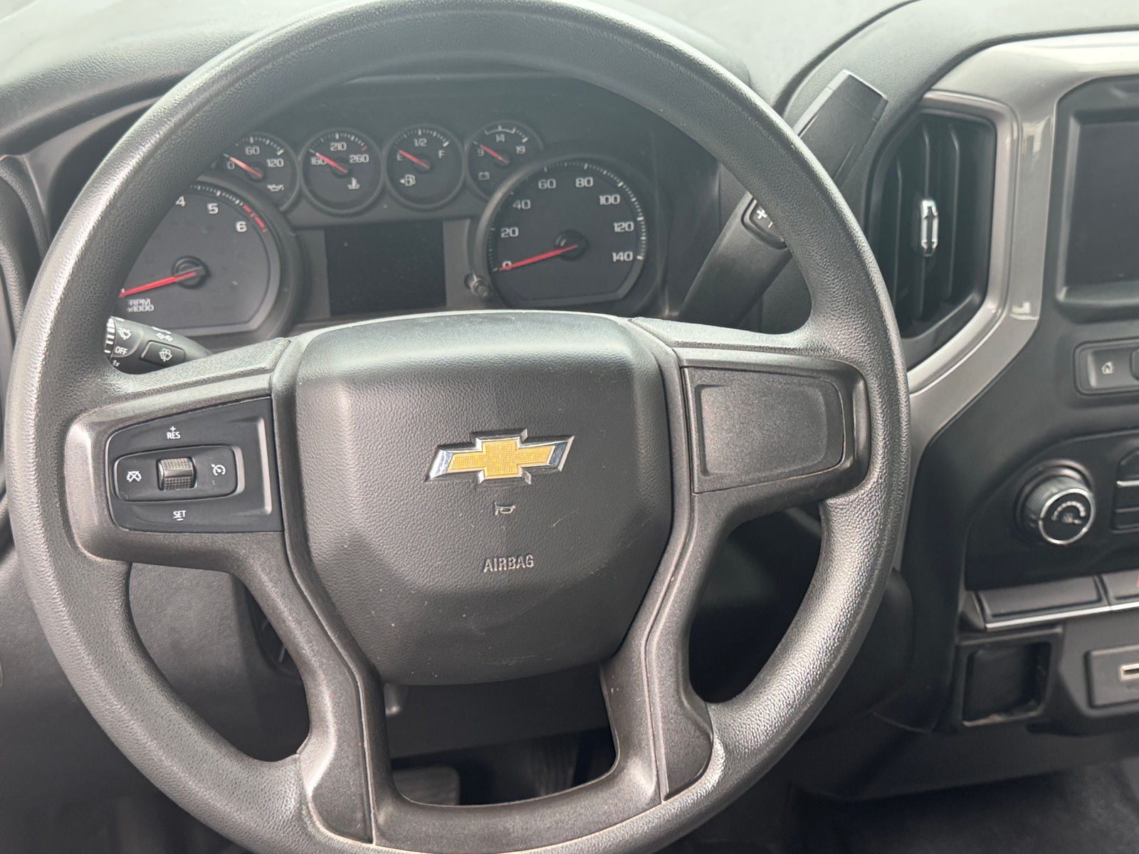 Thumbnail: 2020 Chevrolet Silverado 1500 - 4