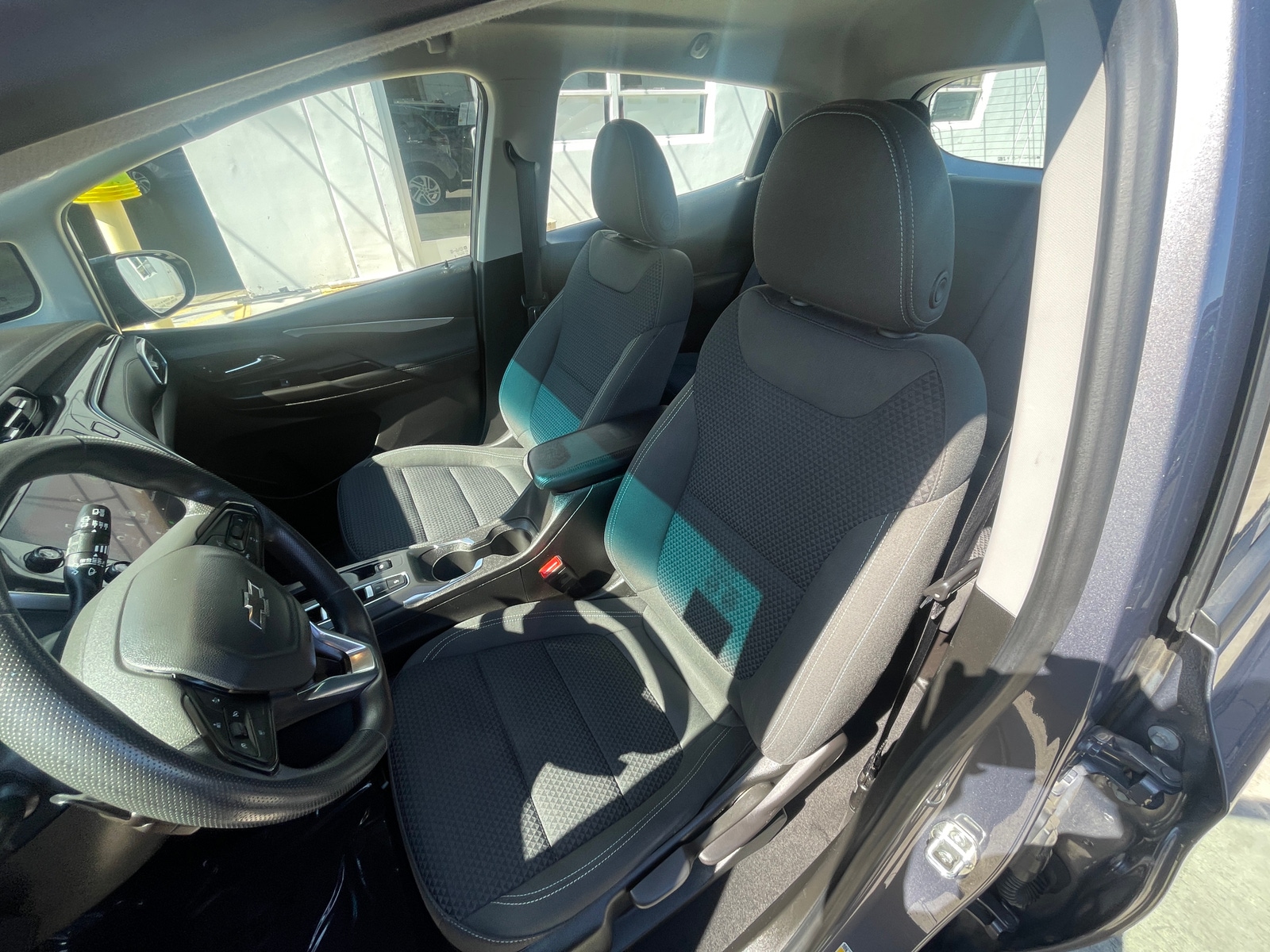 Thumbnail: 2023 Chevrolet Bolt EV - 2