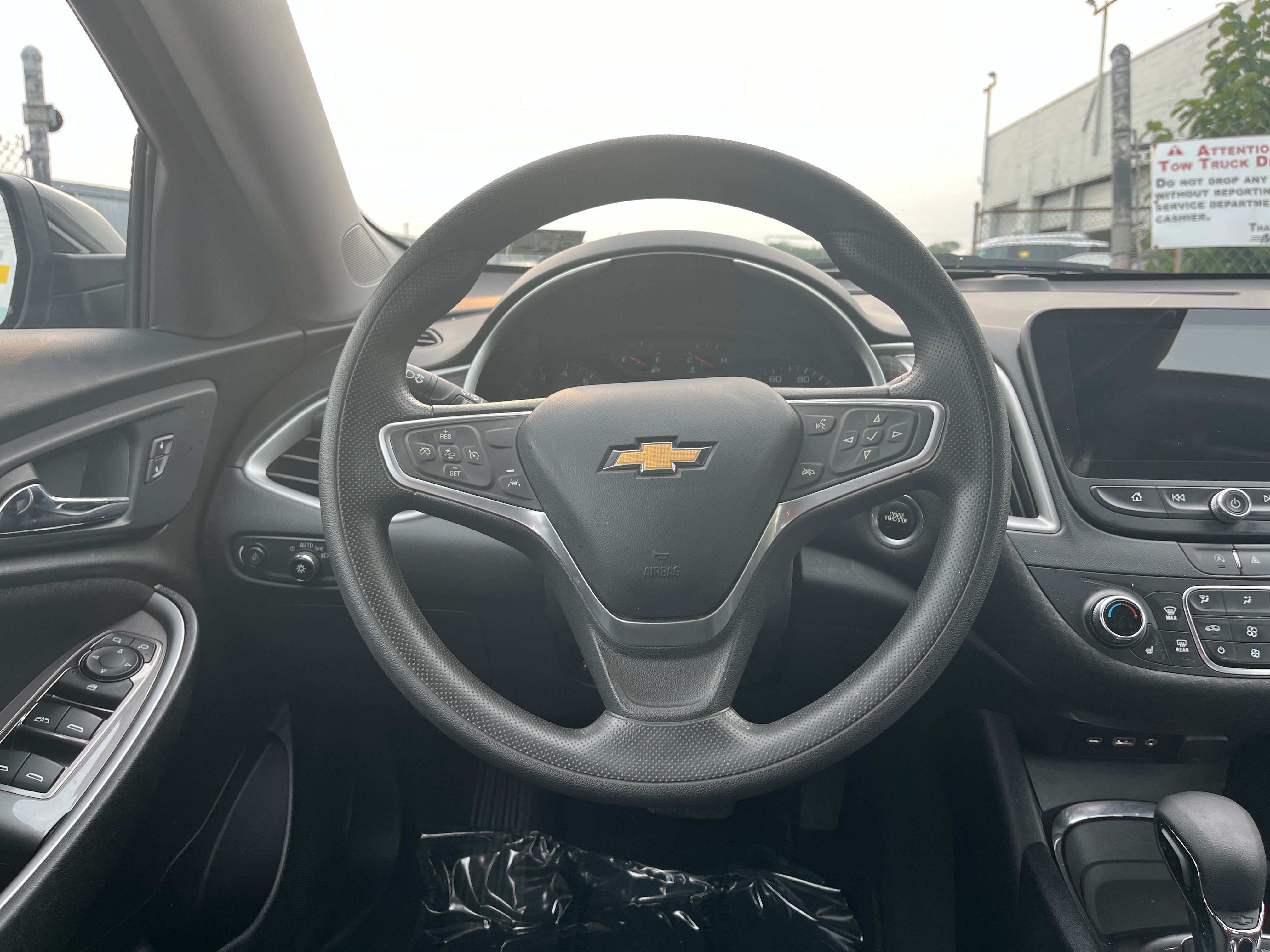 Thumbnail: 2023 Chevrolet Malibu - 5