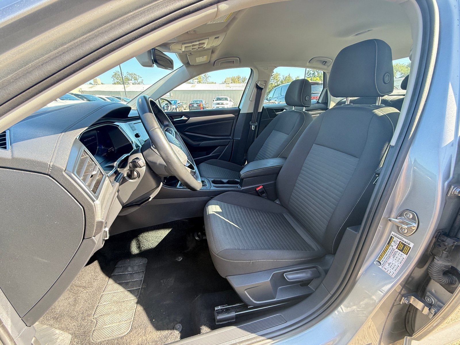 Thumbnail: 2024 Volkswagen Jetta - 2