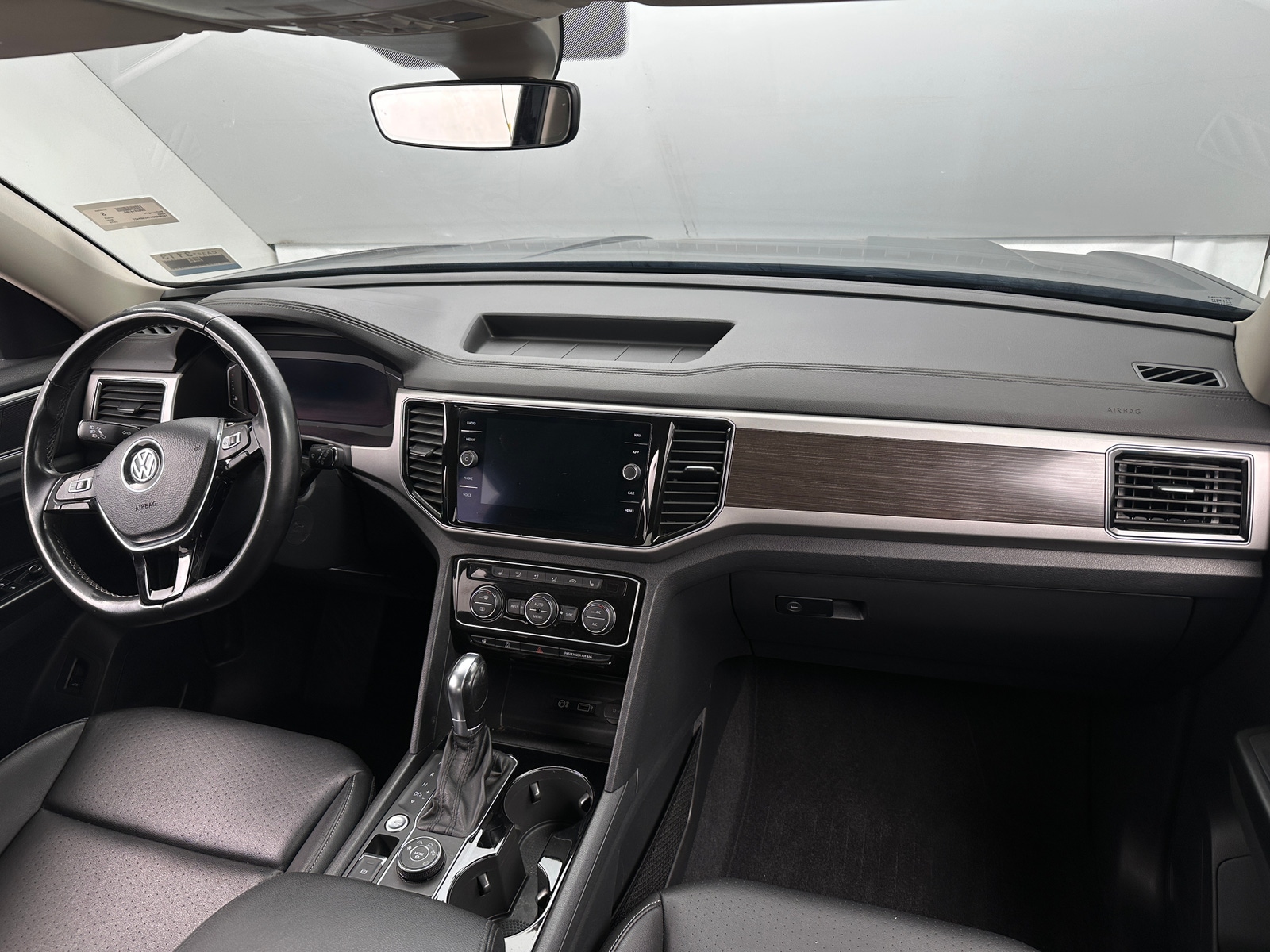Thumbnail: 2019 Volkswagen Atlas - 2
