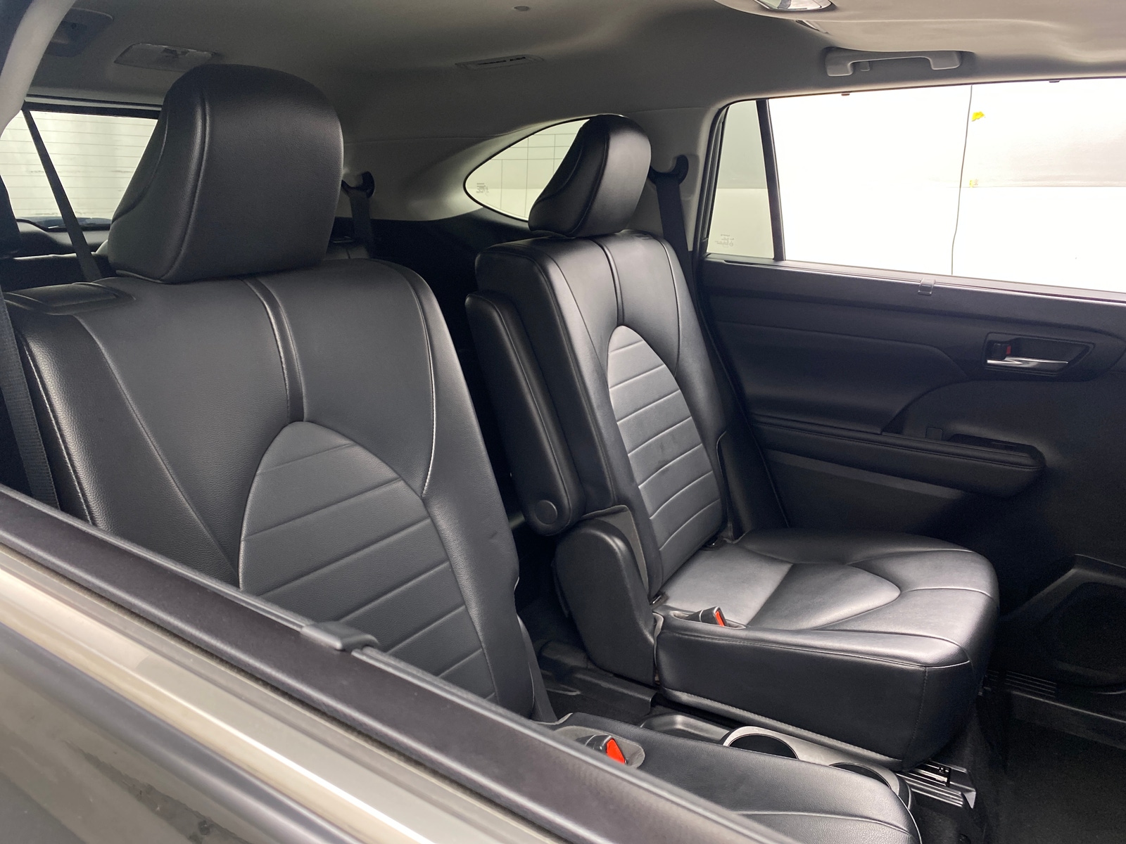Thumbnail: 2021 Toyota Highlander - 5
