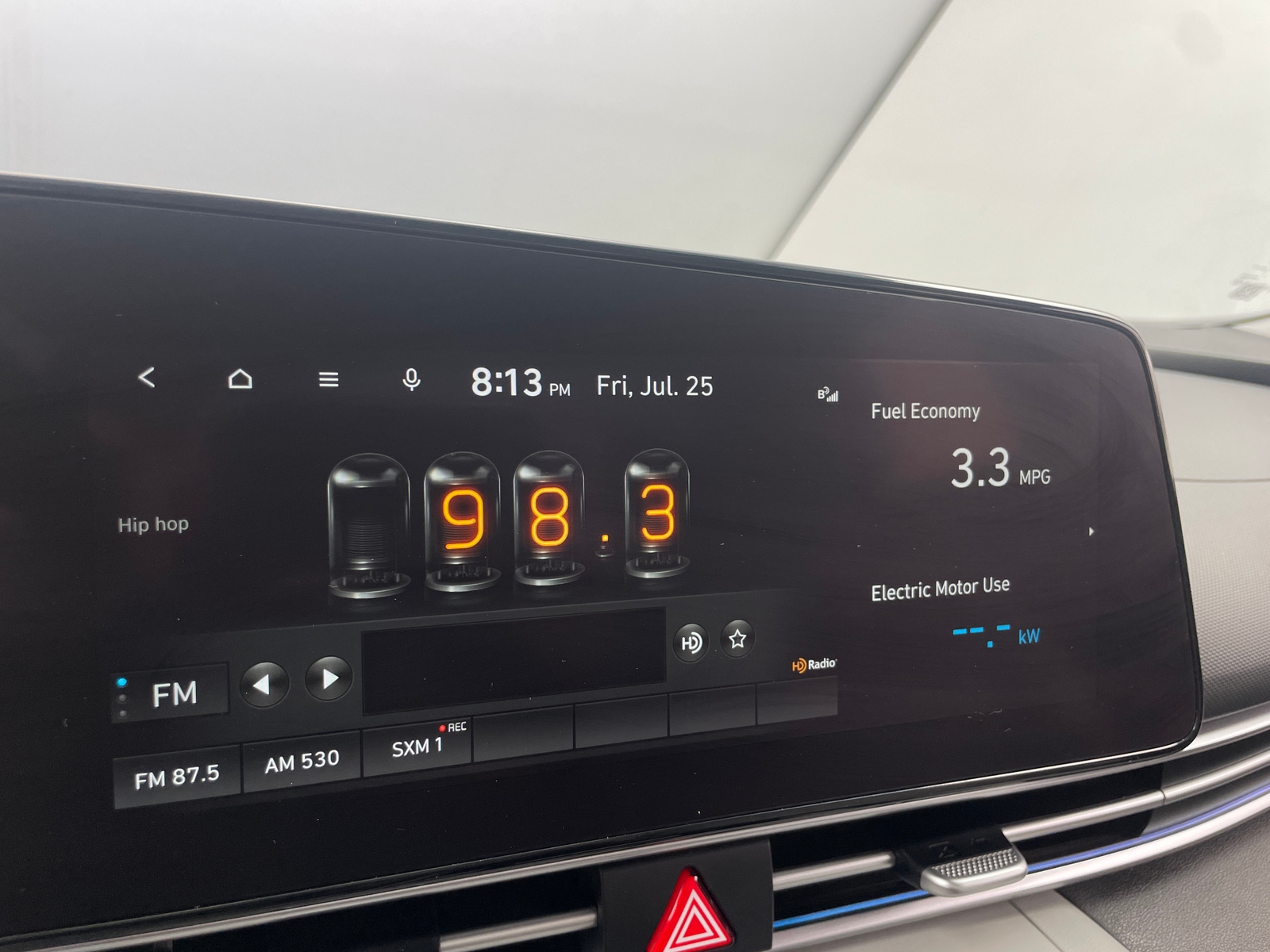 Thumbnail: 2022 Hyundai Elantra - 3