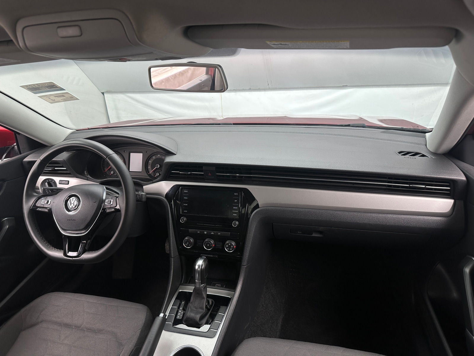 Thumbnail: 2021 Volkswagen Passat - 3
