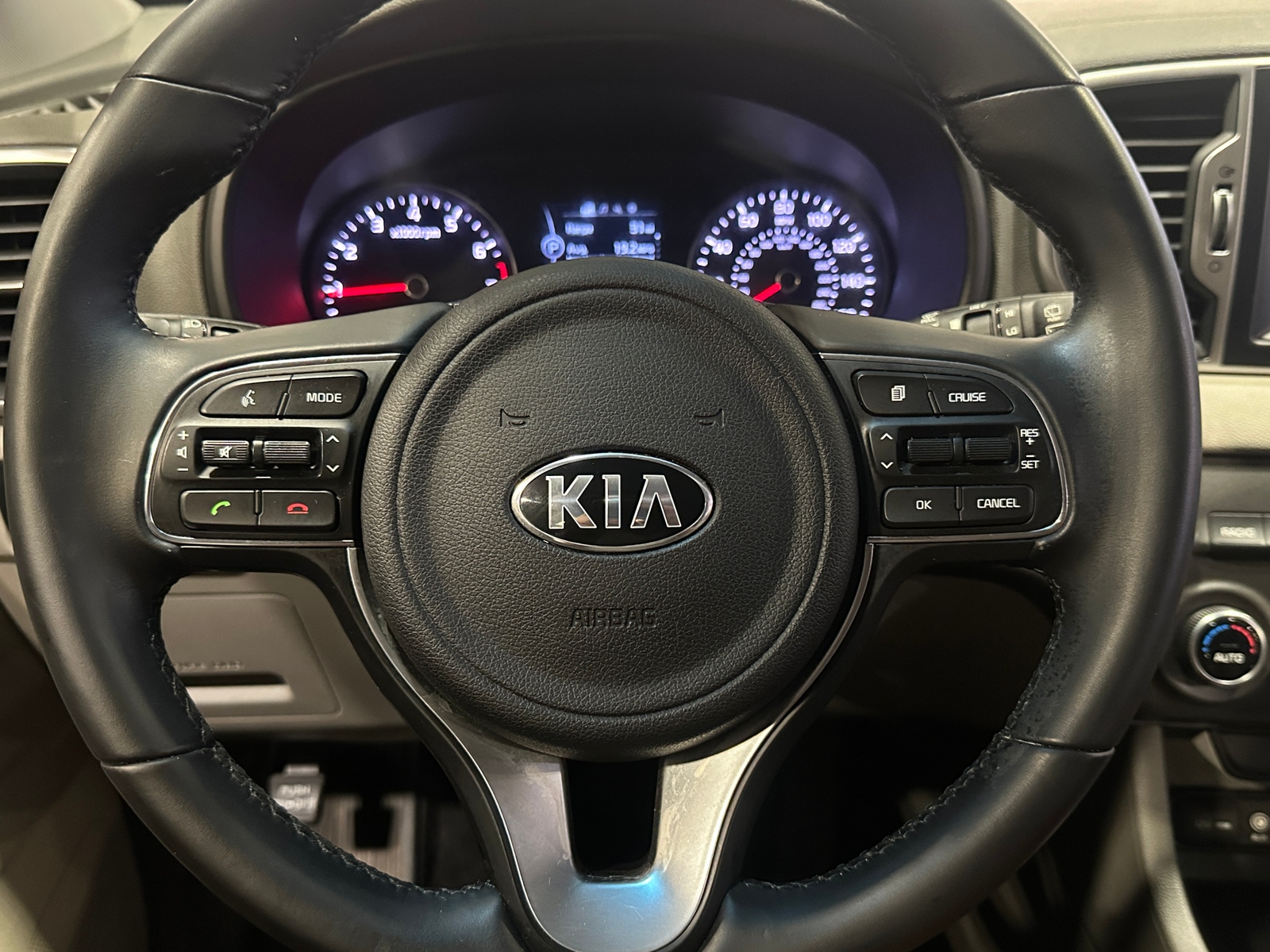 Thumbnail: 2017 Kia Sportage - 4