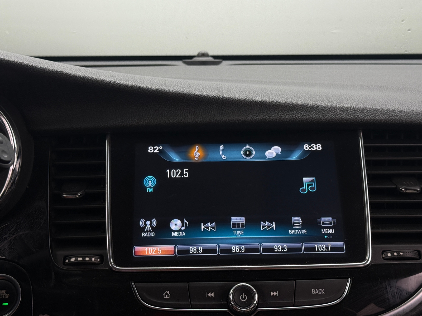 Thumbnail: 2017 Buick Encore - 3