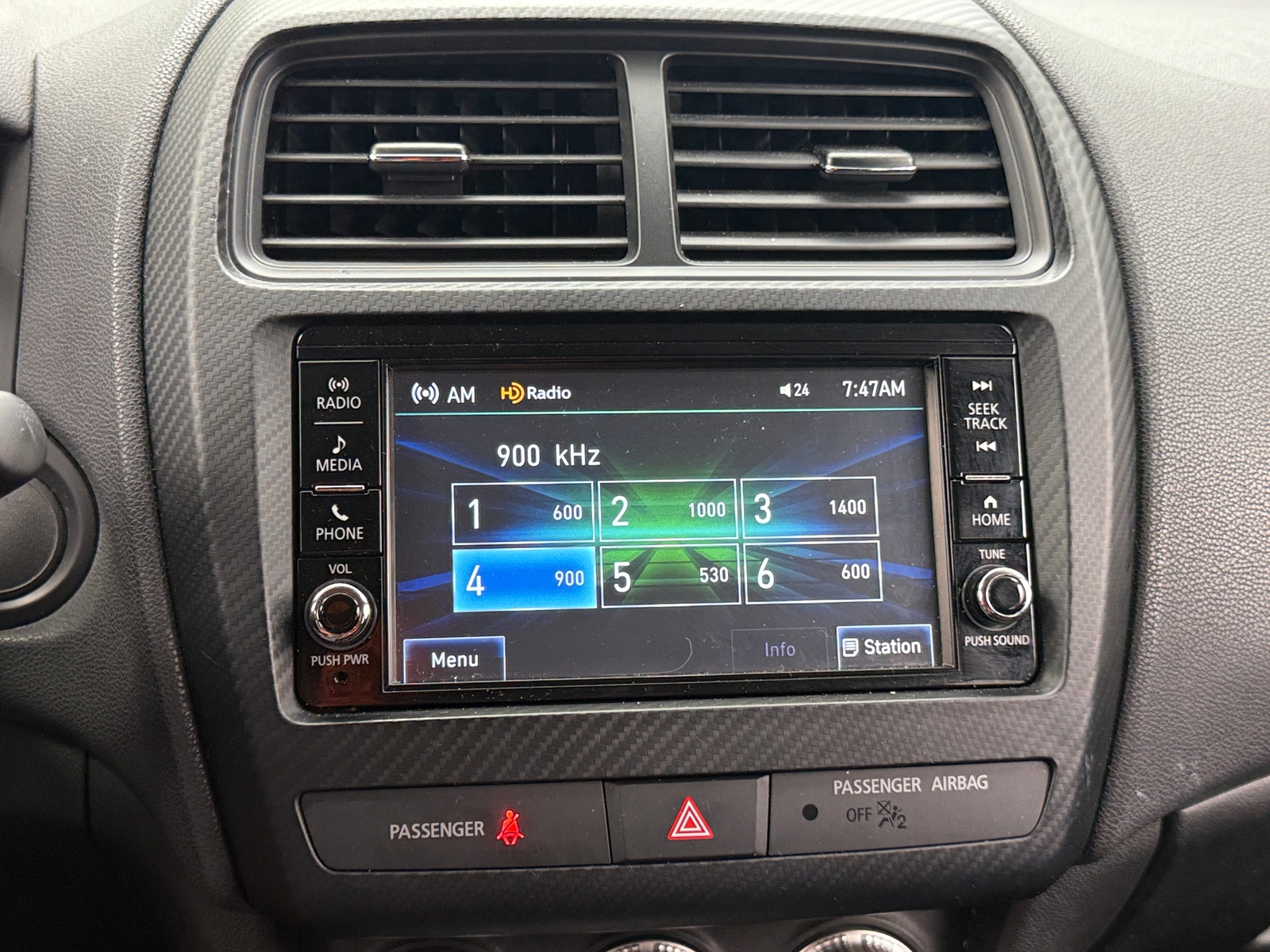 Thumbnail: 2021 Mitsubishi Outlander Sport - 4