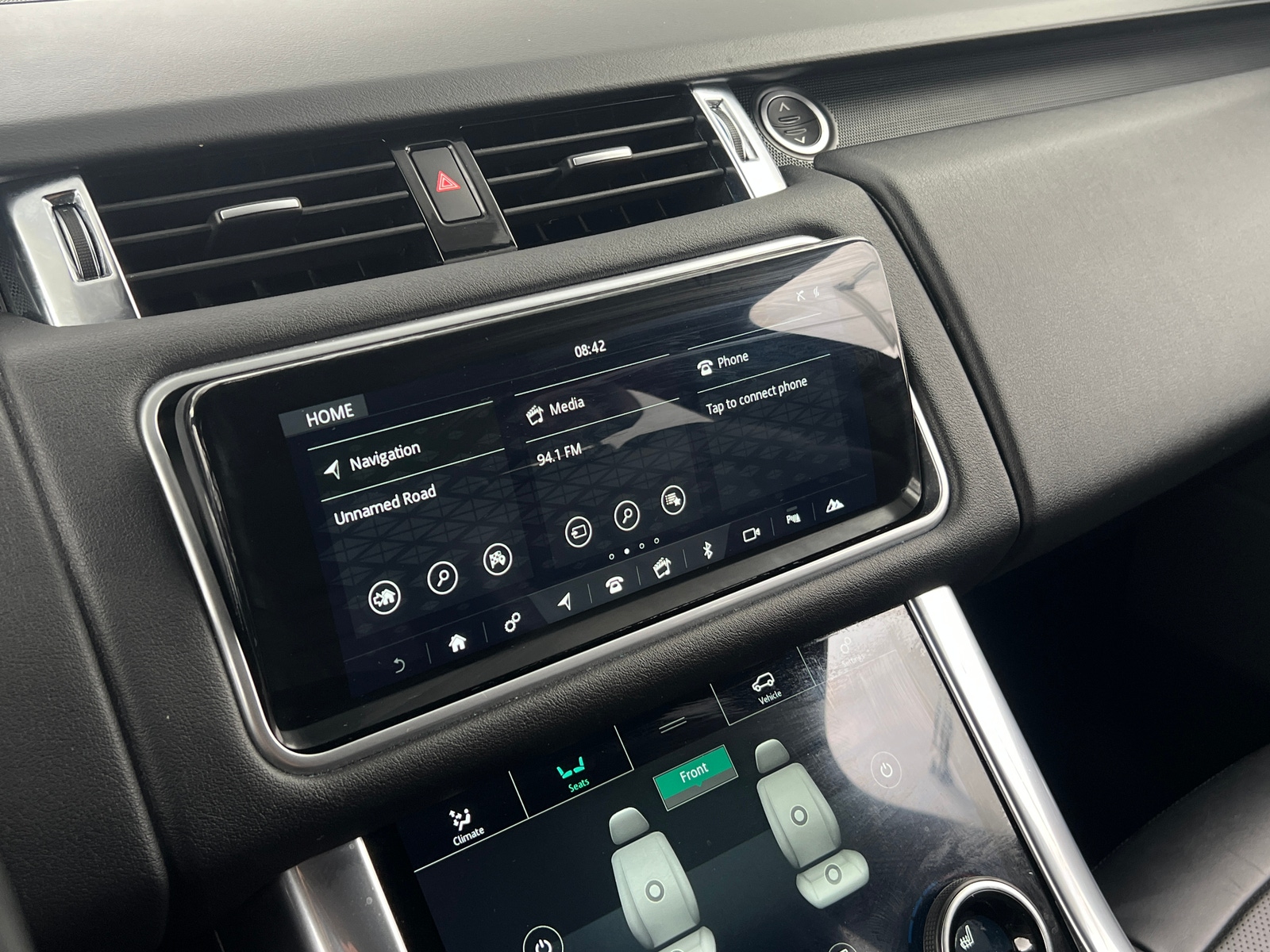 Thumbnail: 2021 Land Rover Range Rover Sport - 3
