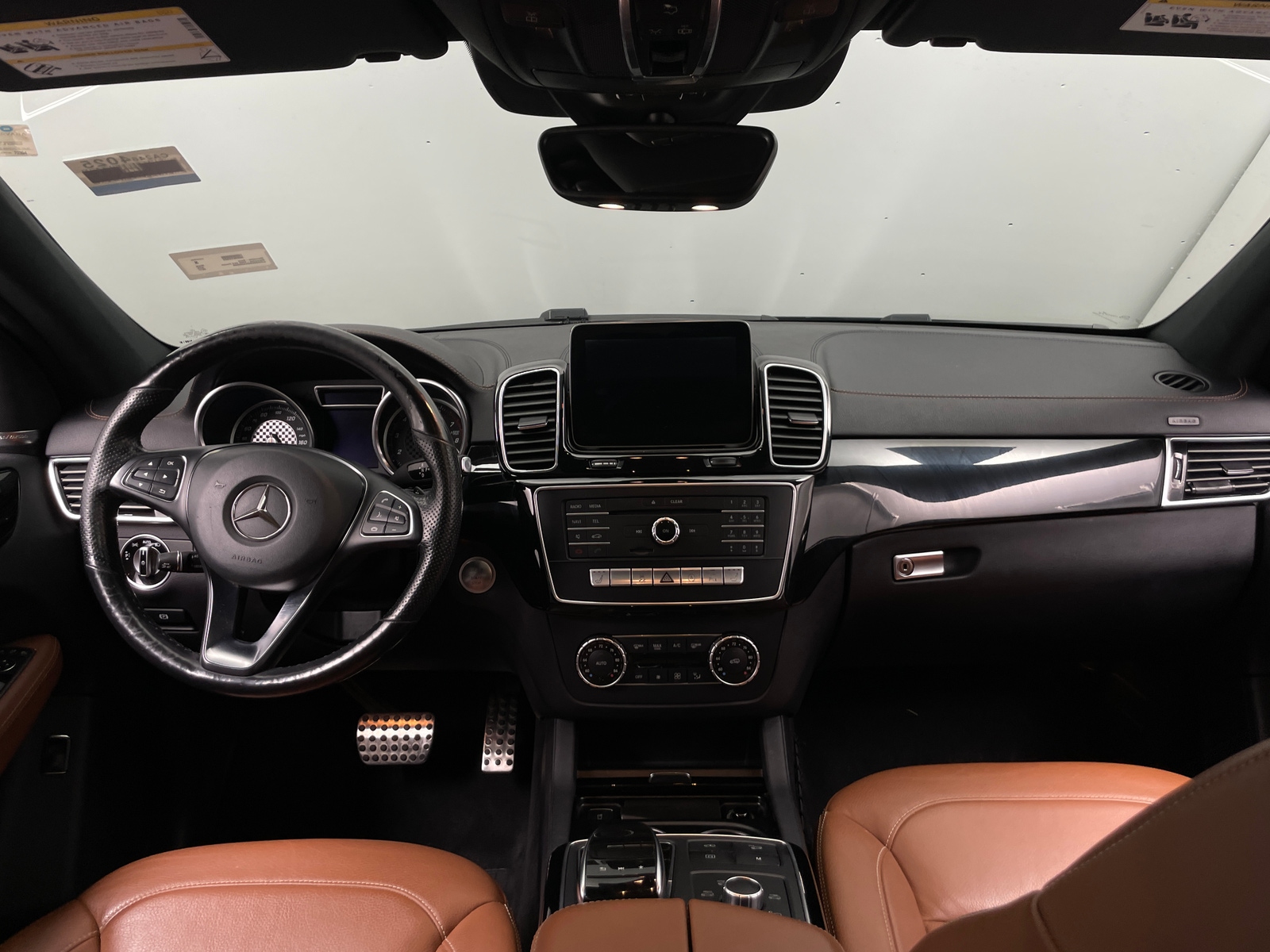 Thumbnail: 2017 Mercedes-Benz GLE - 2