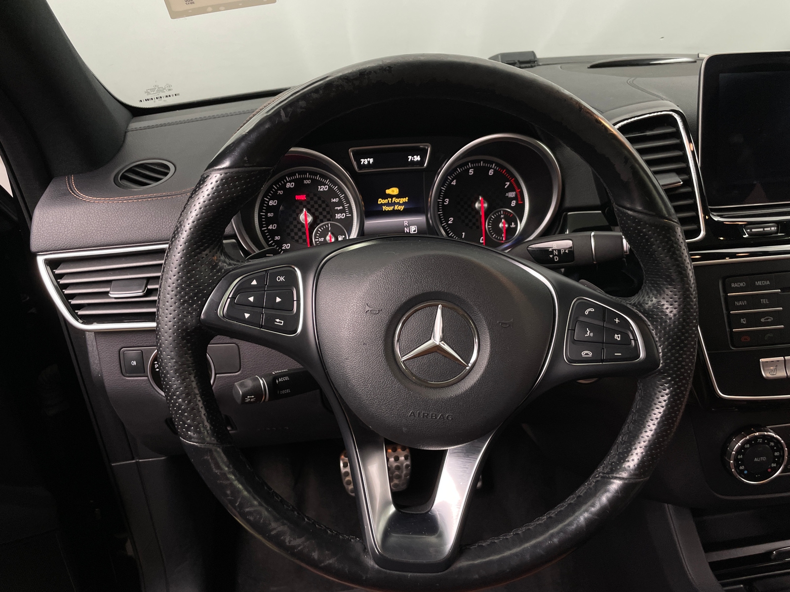Thumbnail: 2017 Mercedes-Benz GLE - 4