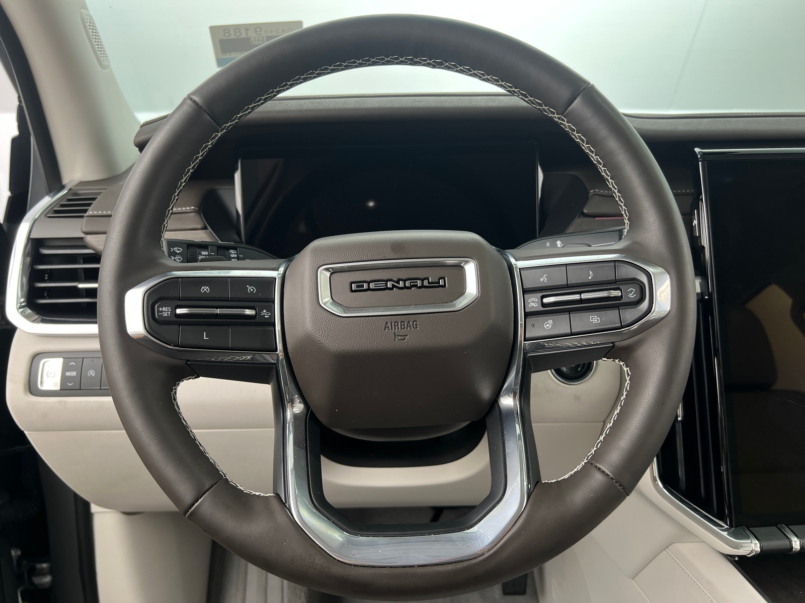 Thumbnail: 2024 GMC Acadia - 4