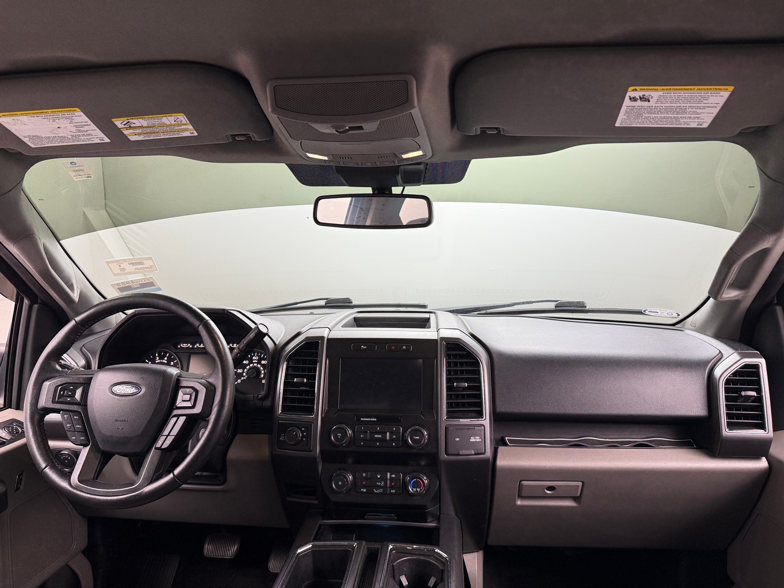 Thumbnail: 2019 Ford Econoline - 3