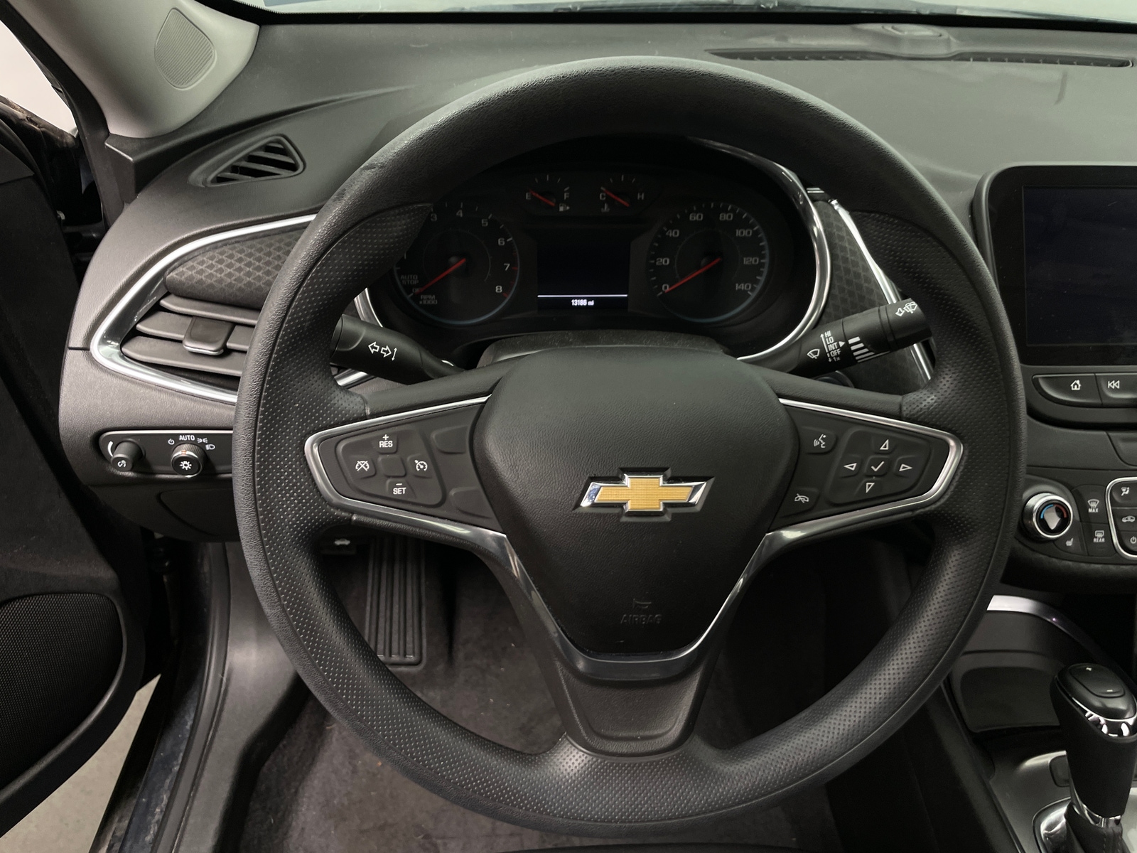 Thumbnail: 2019 Chevrolet Malibu - 5